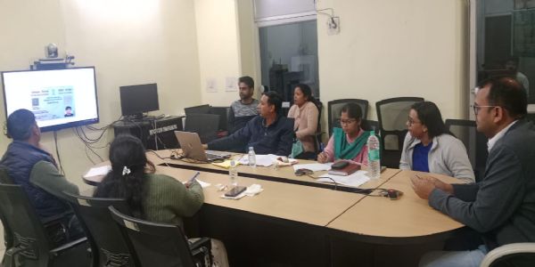 अंबिकापुर: दो रेत खदानों का पारदर्शी ई-नीलामी से आबंटन, पोर्टल लॉटरी में तान्या और धीरेन्द्र बने अधिमानी बोलीदार