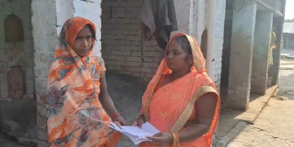 दिव्यांग महिला बीएलओ ने बनाया रिकॉर्ड, समय से पहले पूरा किया एसआईआर का काम,एसडीएम सम्मानित करेंगे