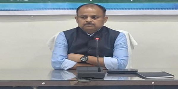 शीत लहर के कारण डीएम ने कक्षा एक से 10 तक के सभी सरकारी व निजी विद्यालय 25 तक बंद रखने का दिया निर्देश