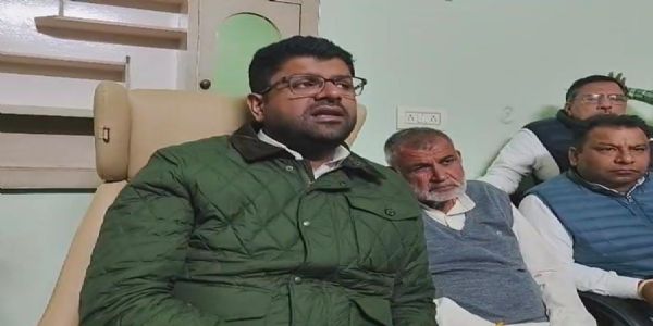 जींद : विधानसभा में कानून-व्यवस्था पर एक भी नहीं हुई चर्चा: दुष्यंत चौटाला