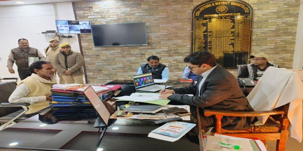 राजस्व वसूली में हमीरपुर अव्वल, प्रदेश में लहराया परचम