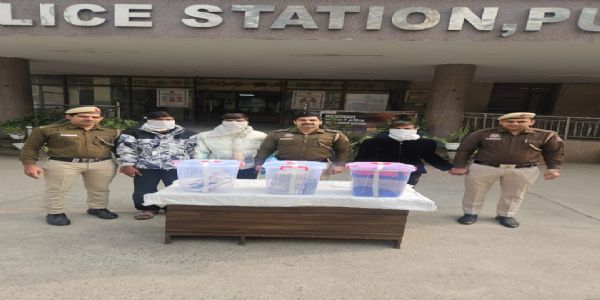 नौकर ने ही उड़ाए 40 लाख रुपये, तीन गिरफ्तार