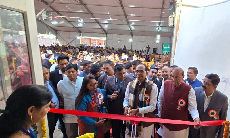 सीएफएमआईटीटीआई में आयोजित कृषि संवाद कार्यक्रम में शामिल हुए शिवराज सिंह