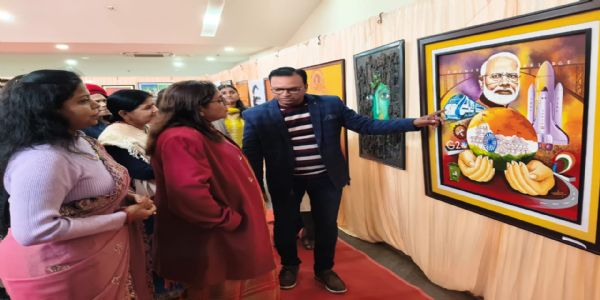 समाज की सच्ची अभिव्यक्ति है कला : रवि शंकर खरे