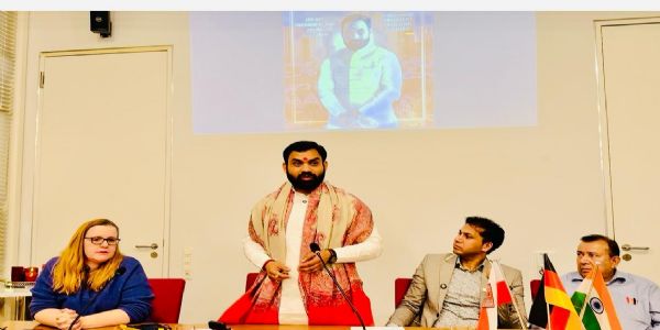 गंगा सभा के महामंत्री ने मां गंगा की महिमा को लेकर दिया व्याख्यान