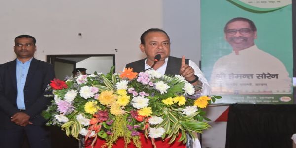 चाईबासा घटना के बाद सरकार का बड़ा फैसला, सभी जिलों के सदर अस्पतालों में होंगे चार-चार मोक्ष वाहन