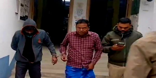 हावड़ा के आमता में घर में लगे आग में झुलसकर एक ही परिवार के चार लोगों की मौत