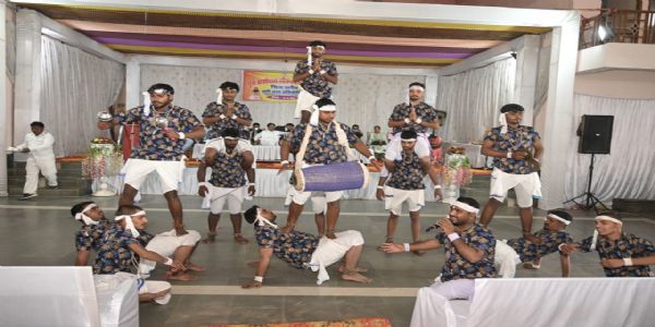 धमतरी : पंथी नर्तकों ने दी पंथी नृत्य की सशक्त प्रस्तुति, आयोजन में प्रचार-प्रसार का रहा अभाव