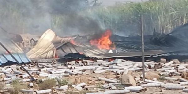 सांगली में शराब बनाने वाली फैक्ट्री में विस्फोट के बाद लगी आग, दो घायल