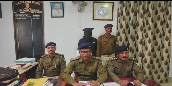 महिला से बैग छिनतई का आरोपित गिरफ्तार