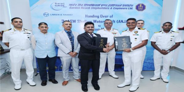 नौसेना को मिला नया पनडुब्बी रोधी युद्धपोत ‘अंजदीप’