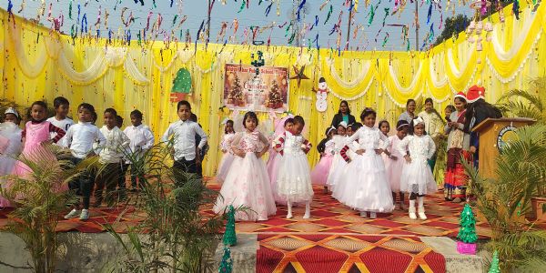 विद्या विहार पब्लिक स्कूल में क्रिसमस गैदरिंग का आयोजन