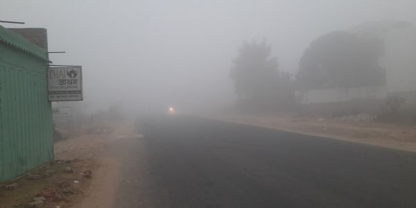 राजस्थान में घना कोहरा, 23 दिसंबर से तेज सर्दी की चेतावनी
