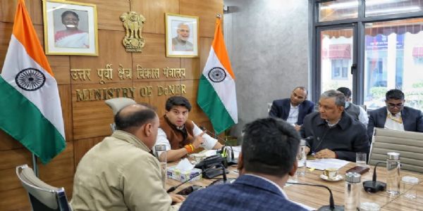 बैठक में ज्योतिरादित्य सिंधिया