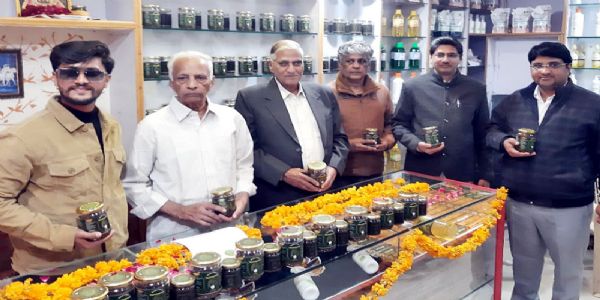 मम्मीज स्पेशल च्यवनप्राश लांच