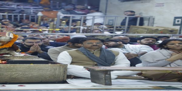 उज्जैनः उपमुख्यमंत्री राजेंद्र शुक्ला ने किये महाकालेश्वर भस्म आरती में दर्शन