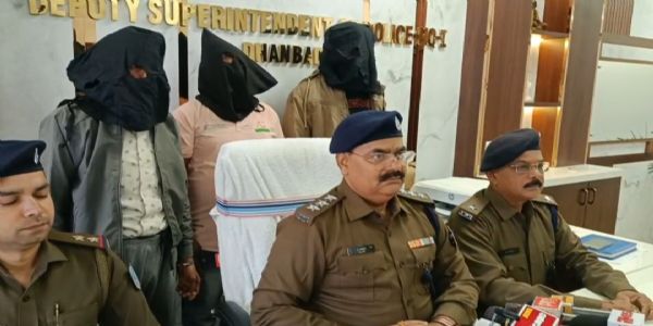 अलग-अलग कंपनियों के वेयरहाउस में डकैती करने वाले तीन गिरफ्तार