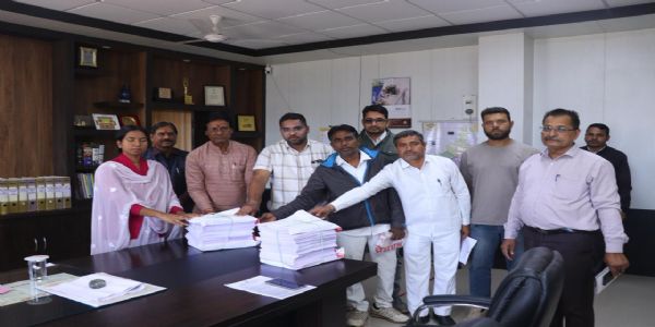 आगरमालवाः 636 मतदान केन्द्रों पर हुआ मतदाता सूची का प्रारूप प्रकाशन, 19172 नाम काटे गए