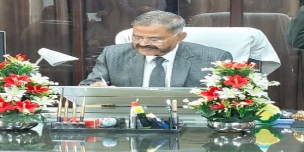 टीजीटी, पीजीटी, टीईटी के लिए लाखों प्रतियोगियों को करना होगा इंतजार