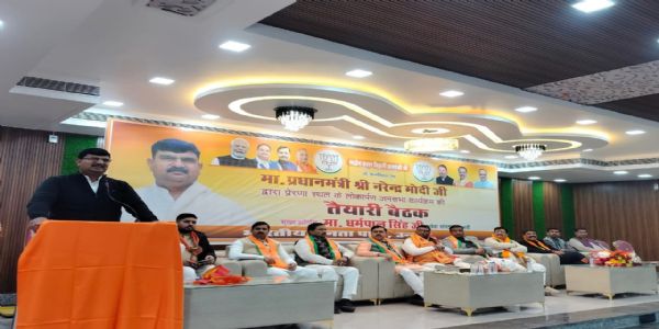 प्रेरणा स्थल आने वाली पीढ़ियों के लिए प्रकाश स्तंभ का कार्य करेगा : धर्मपाल