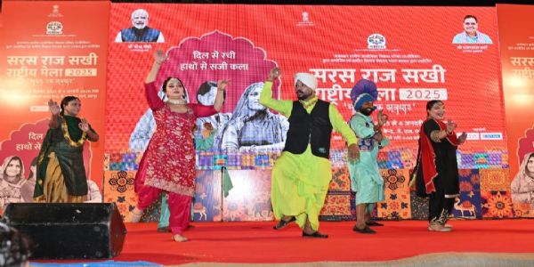 सरस राजसखी राष्ट्रीय मेला में डिजिटल सशक्तिकरण की अनूठी पहल