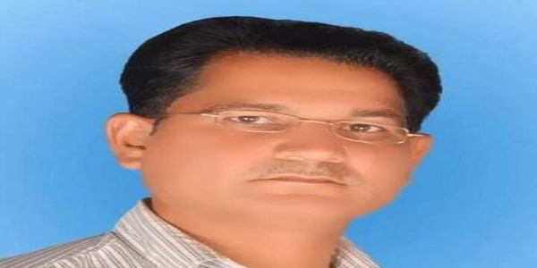 `हार नहीं मानूंगा, रार नहीं ठानूंगा...'