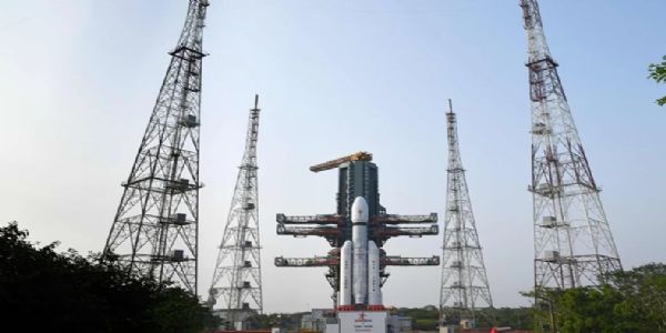 इसरो अब से कुछ देरबाद लॉन्च करेगा संचार उपग्रह