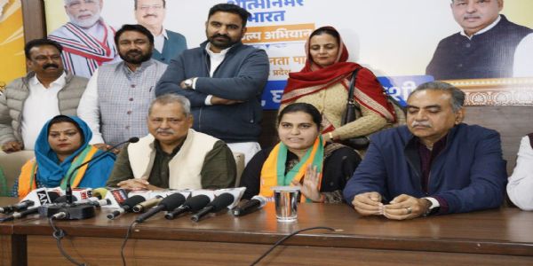 चंडीगढ़ में मेयर चुनाव से पहले आआपा को झटका, 02 पार्षद भाजपा में शामिल