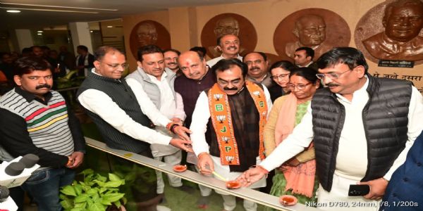 अटल जी व्यक्तित्व और कृतित्व ज्योत के रूप में कर रहा कार्यकर्ताओ का मार्ग प्रशस्त : राकेश सिंह