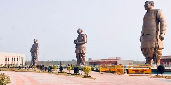 अटल जयंती पर प्रदेश भर में लोक-संस्कृति की गूंज, राष्ट्र प्रेरणा स्थल बनेगा राष्ट्रीय चेतना का केंद्र : जयवीर सिंह