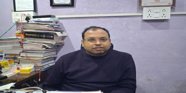 कड़ाके की ठंड में सतर्कता अनिवार्य, डॉ. सुधांशु शेखर मिश्रा ने दी स्वास्थ्य संबंधी सलाह