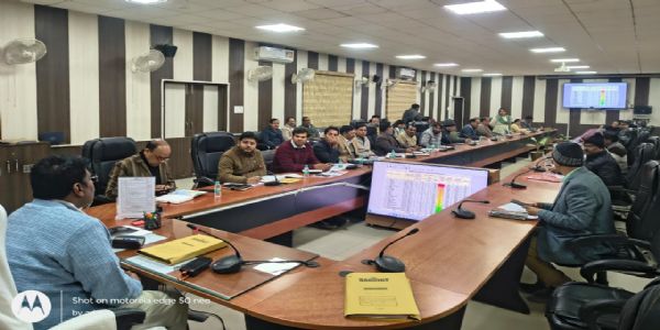 विद्यालयों में बच्चों को गुणवत्ता पूर्ण मिड डे मील मिले