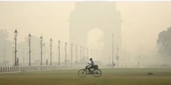 दिल्ली-एनसीआर में हवा और धूप निकलने से सर्दी और प्रदूषण दोनों में आई कमी