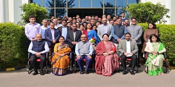 रायपुर : विभाग की जरूरत के अनुसार अधिकारी कर्मचारियों का प्रशिक्षण कोर्स तय किया जाए : मुख्य सचिव