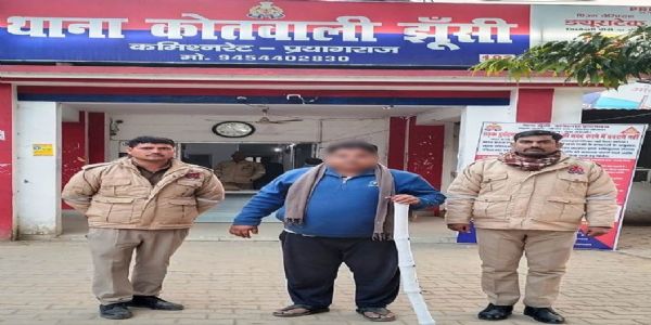 गैर इरादतन हत्या मामले का आरोपित गिरफ्तार, औजार बरामद