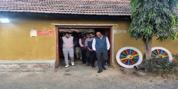 सीहोरः जिले का खारी गांव बना पर्यटन का नया आकर्षण, देश-विदेश के पर्यटकों को भा रहा यहां का होम स्टे