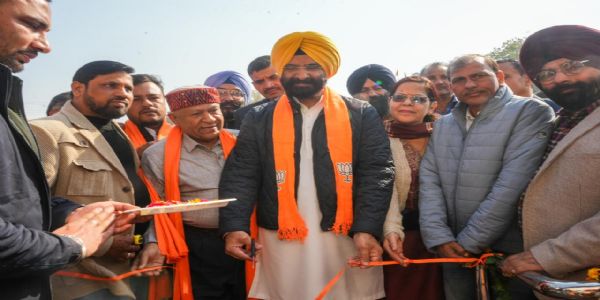 मंत्री सिरसा ने राजौरी गार्डन में ‘अटल कैंटीन’ का किया उद्घाटन