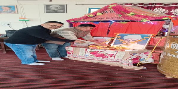 पूर्व प्रधानमंत्री अटल बिहारी वाजपेयी का जन्मदिन मनाया