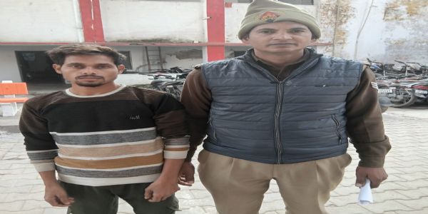 नौकरी का झांसा देकर लाखों की ठगी, आरोपित सलाखों के पीछे