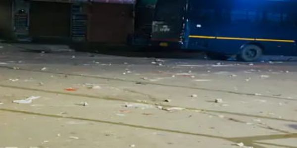 चौमूं में मस्जिद विवाद पर हिंसा, पुलिस पर पथराव में छह जवान घायल; इंटरनेट सेवाएं निलंबित