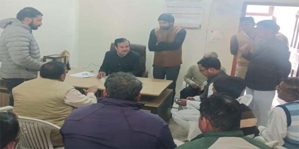 रेवाड़ीः आमजन की शिकायतों का तत्परता से निवारण करें अधिकारीः विधायक