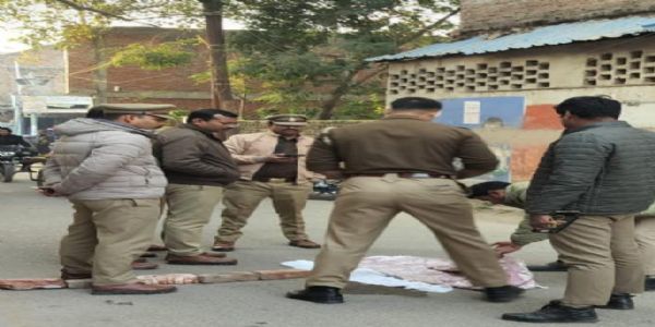 प्रयागराज में महिला की गोली मारकर हत्या