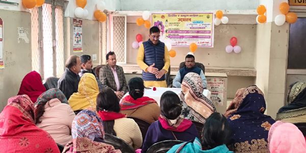 औरैया में सीएमओ ने किया विटामिन-ए सम्पूरक अभियान का शुभारम्भ