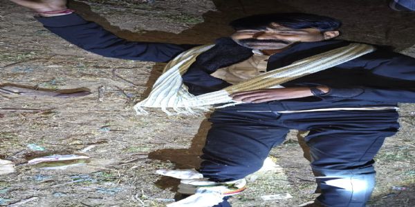 13 साल पहले पुलिस की आंखों में मिर्ची का पाउडर झोंक कर राइफल लूटने वाला बदमाश पुलिस मुठभेड़ में गिरफ्तार