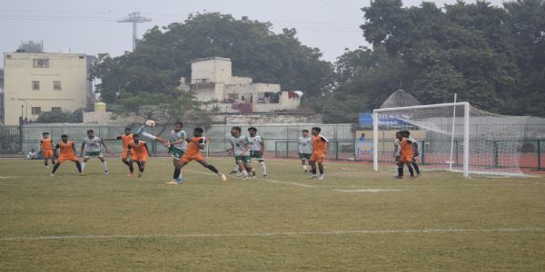 आमंत्रण प्राइजमनी पुरुष फुटबॉल प्रतियोगिता