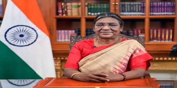 फाइल फोटो राष्ट्रपति