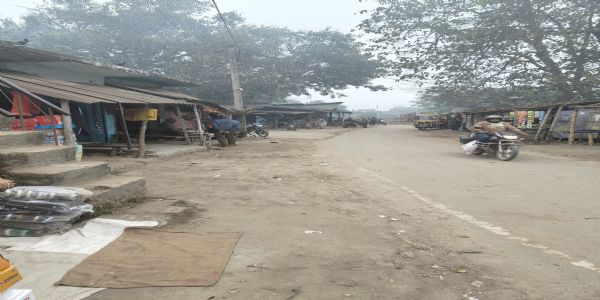 बाइक की टक्कर से एक की मौत, दो घायल