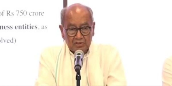 दिग्विजय सिंह ने कांग्रेस के मौजूदा कामकाज के तरीके पर उठाए सवाल