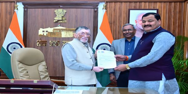 राज्यपाल को हॉकी इंडिया के पदाधिकारियों ने लीग के उद्घाटन मैच में आने का दिया आमंत्रण