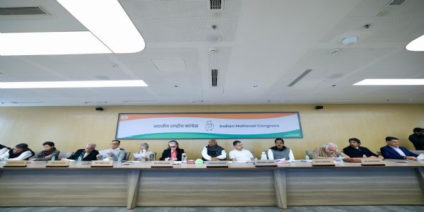 सीडब्ल्यूसी की बैठक में उठा मनरेगा खत्म करने का मुद्दा, देशव्यापी आंदोलन की तैयारी